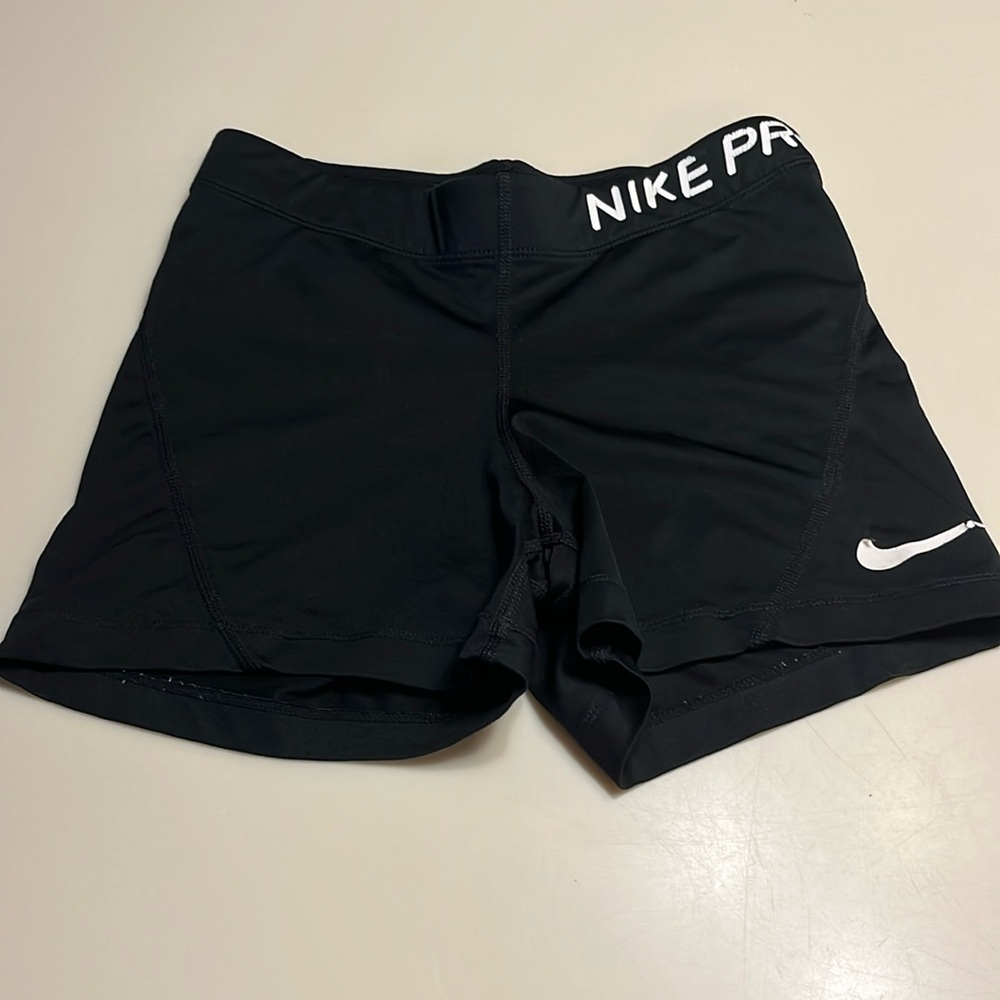 Nike Pro small